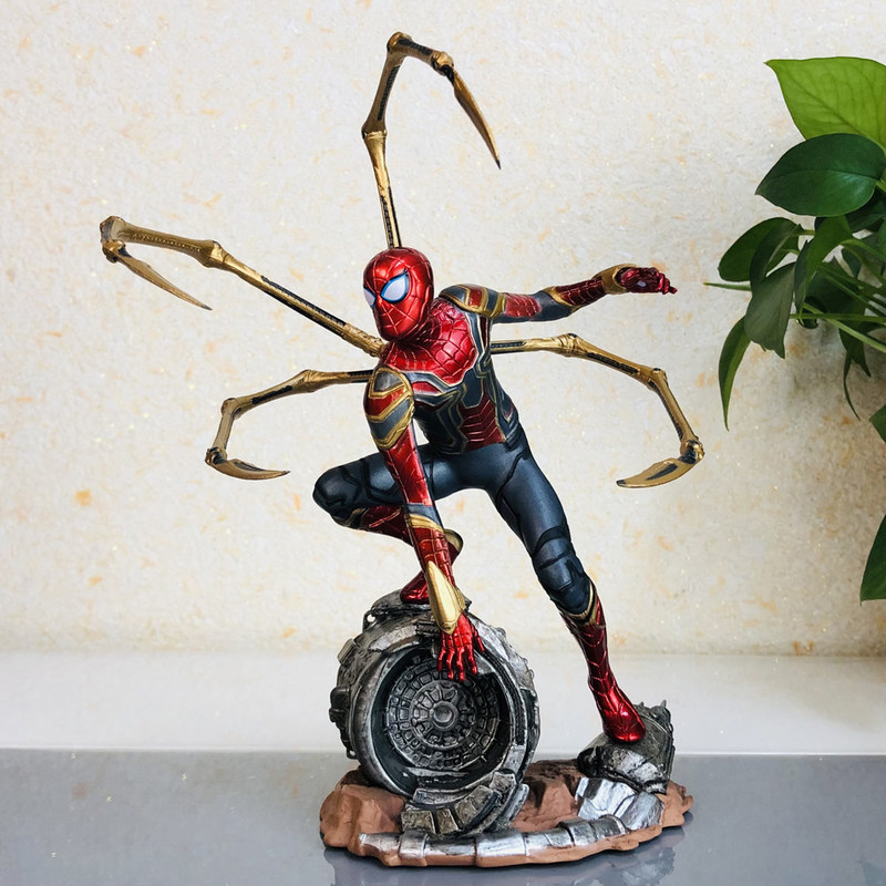 New 17cm Action Figure Superhe - đánh giá và giá Anime Merchandise For Men